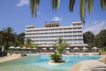 la façade 2