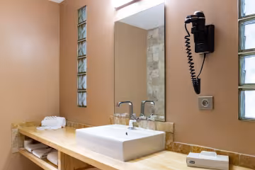 Salle de bains lavabo 2