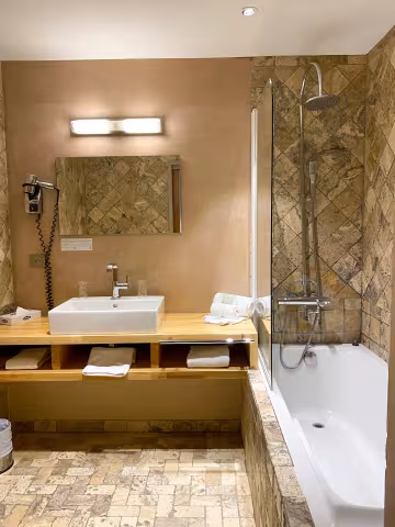 Salle de bains baignoire